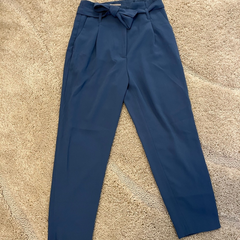 H&M High Waisted Ankle-cut Blue Trousers
